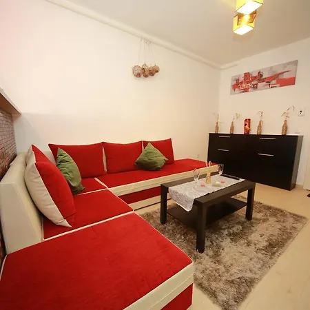 Studio Andrei Apartment
